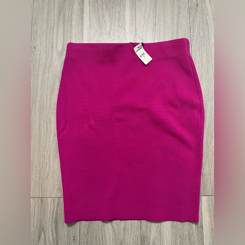 Express Countour Pink Midi Pencil Skirt Size Medium NWT